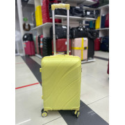 Чемодан 20 дюймов Travel Fashion Wave желтый из полипропилена (ручная кладь)